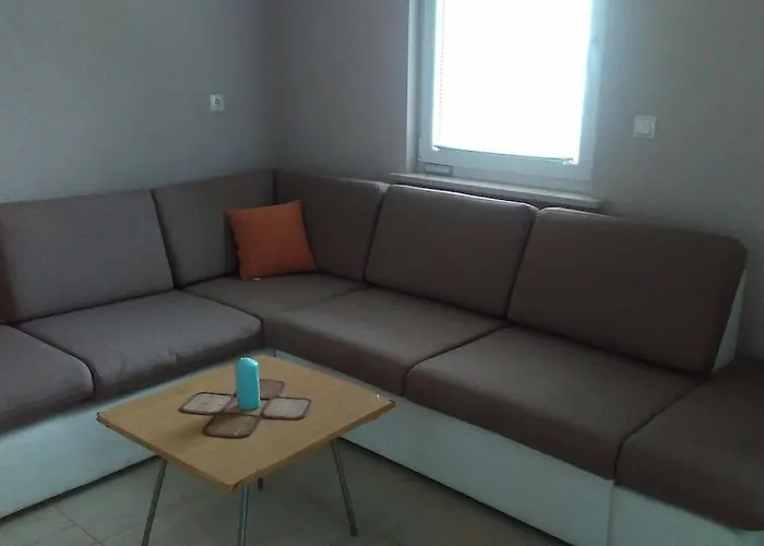 Peroika House