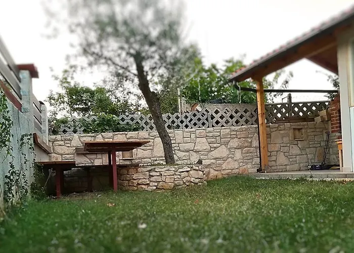Peroika House